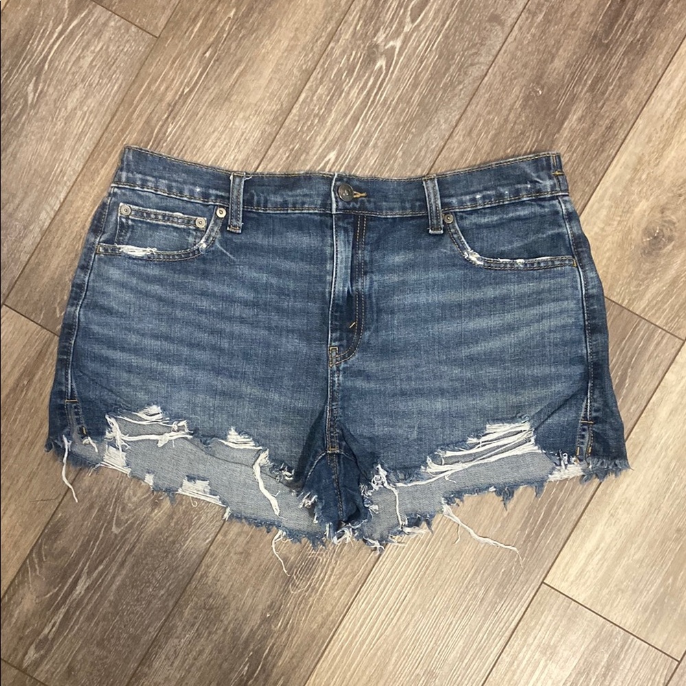 Aerie daydream distressed denim shorts